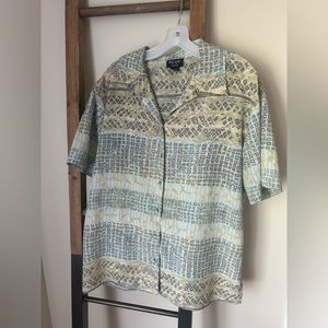 Vintage XL patterned women’s button down
